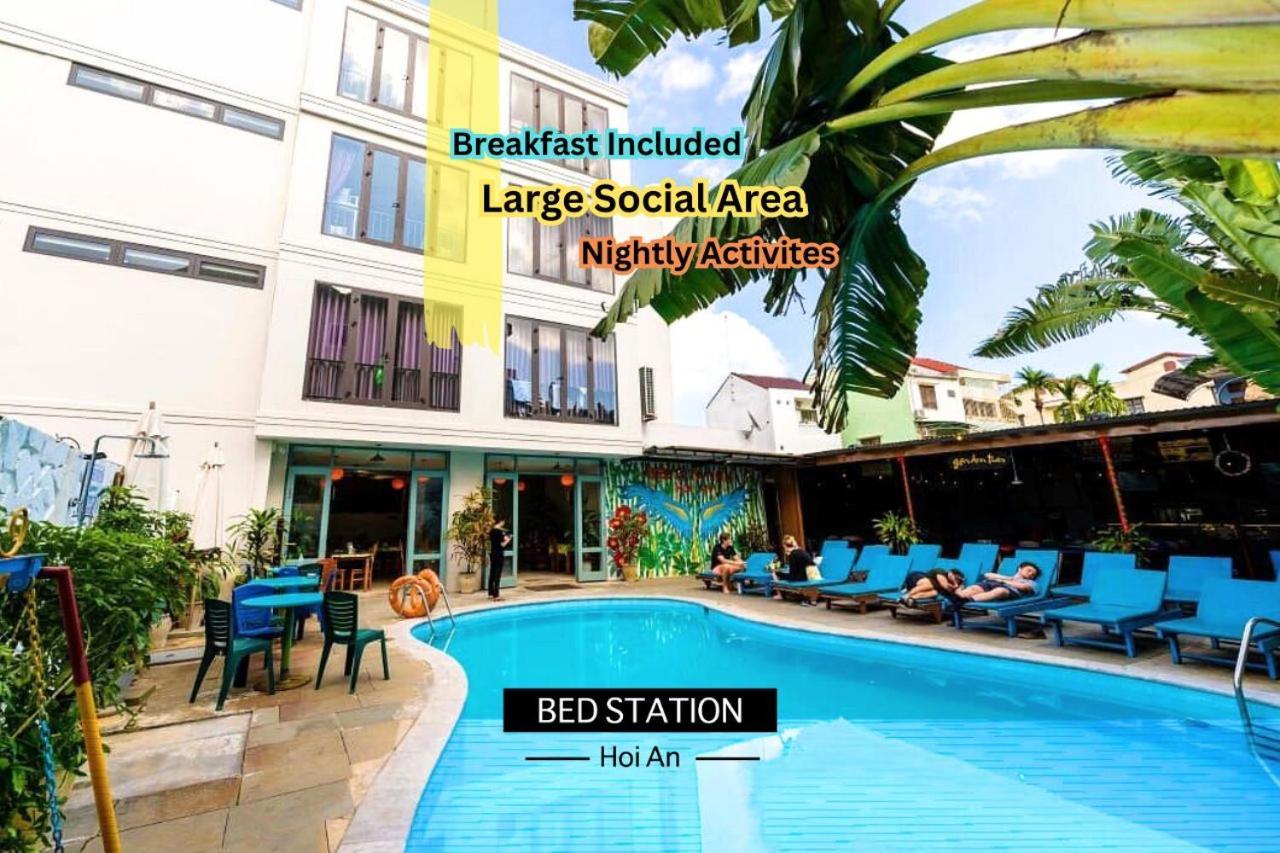 Хостел Bed Station & Pool Bar 